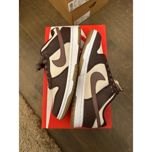 Nike dunk low coconut milk / plum eclipse 8W 6.5M - Picture 9 of 10